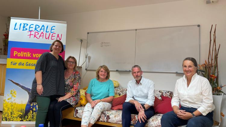 Sofa Talk der Liberalen Frauen in Wiesloch.